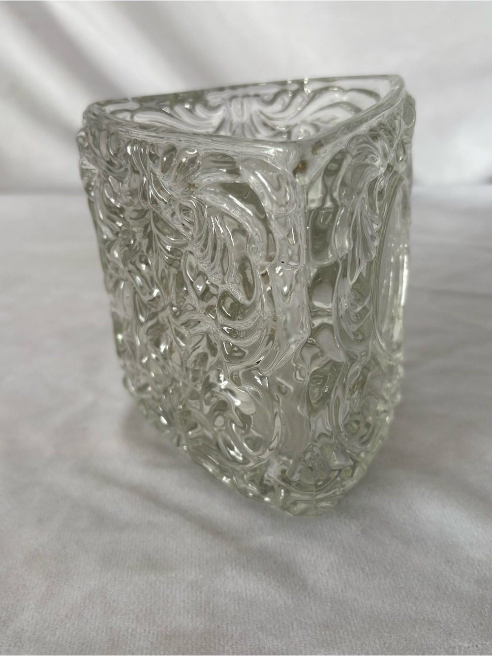 Vintage Avon glass faceted triangle vase holder container home decor votive - Picture 4 of 6